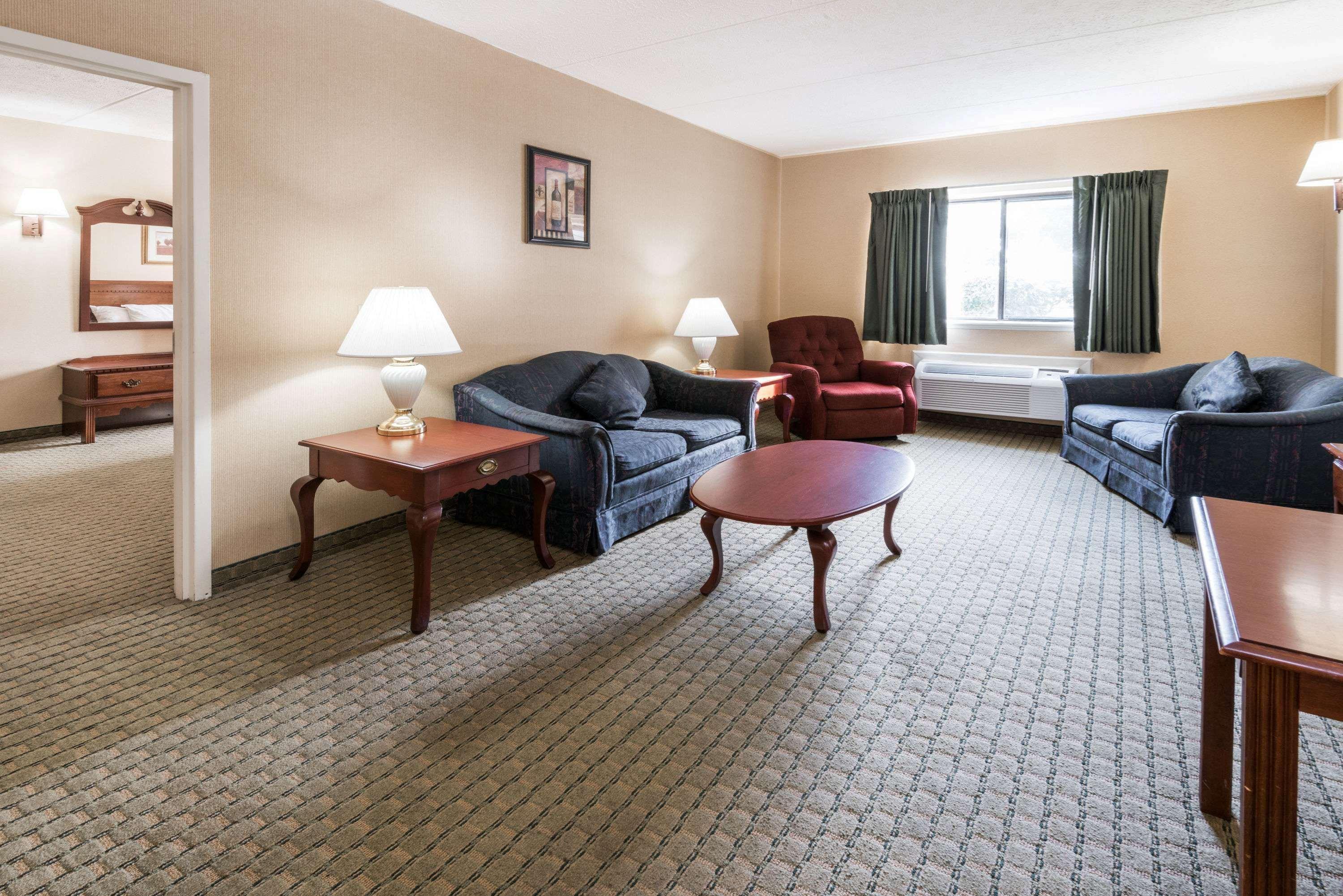 Super 8 By Wyndham Henrietta/Rochester Area Kültér fotó
