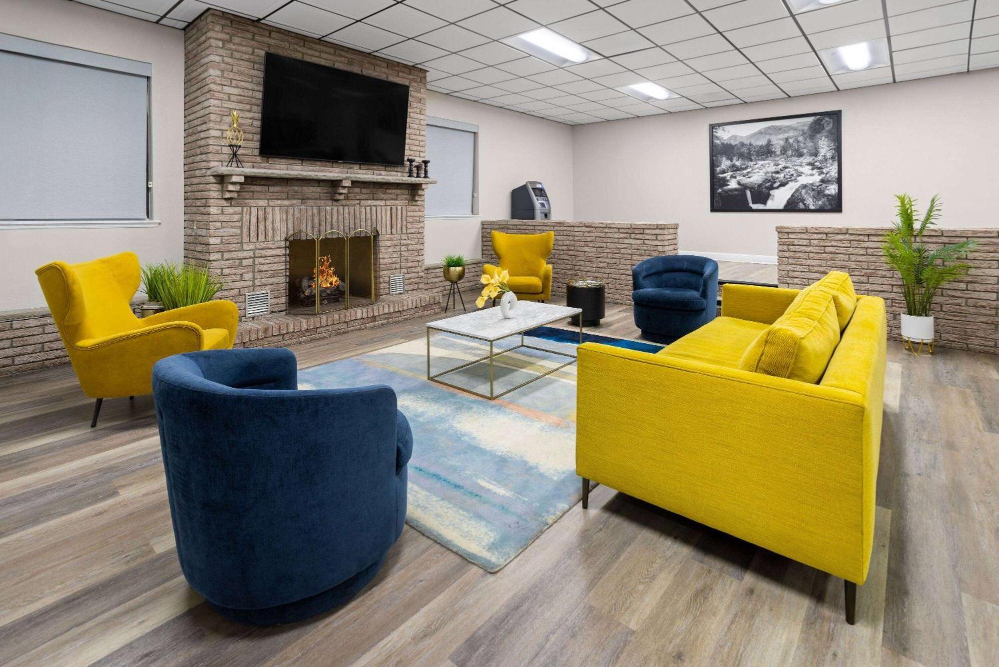 Super 8 By Wyndham Henrietta/Rochester Area Kültér fotó